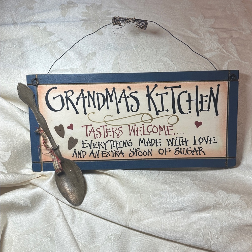 Grandma's Kitchen Rustic Wooden Wall Sign w Metal Spoon Accent